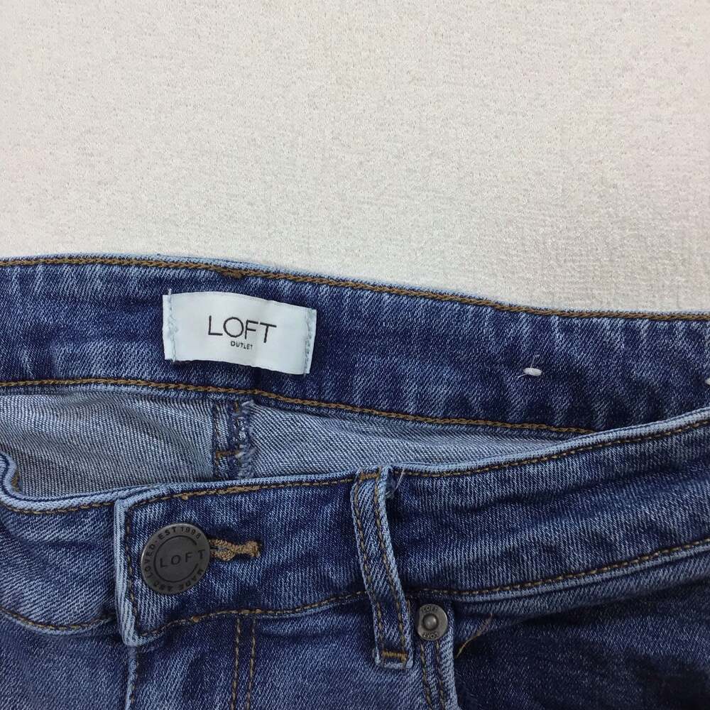 Loft Curvy Bermuda Denim Shorts Women Size 4 Summer Chic Retro - Picture 9 of 11